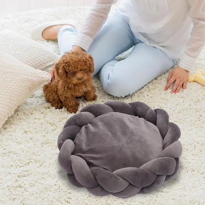 Round Knitted Pet Bed