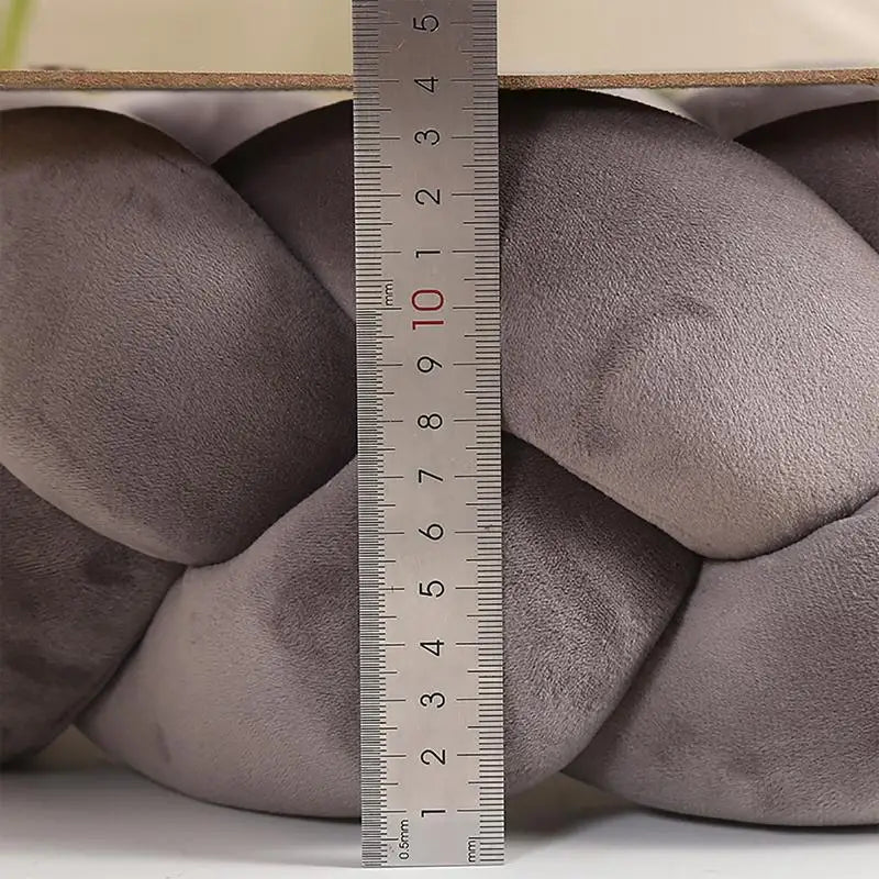Round Knitted Pet Bed